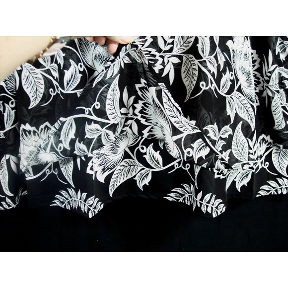 NEW Avenue 30/32 Floral Striped Layered Tank Top Black & White - Picture 6 of 16